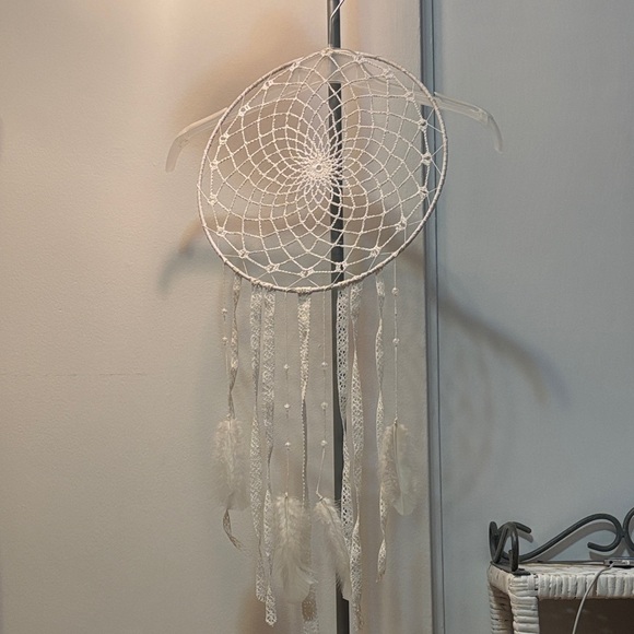 White Dreamcatcher with Faux Feathers - Picture 10 of 10